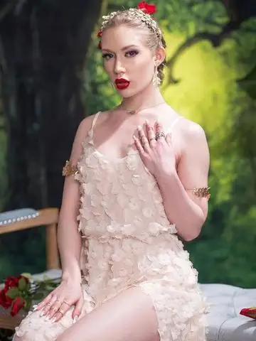 shei je holud pakhi season 1